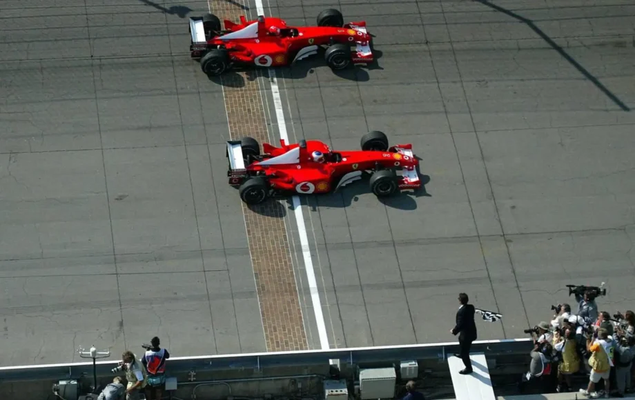 2002 US Grand Prix Finish Line