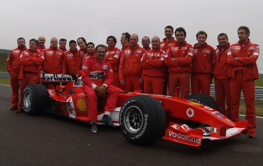 Reutemann 'enjoys' Ferrari F2004 'test'.