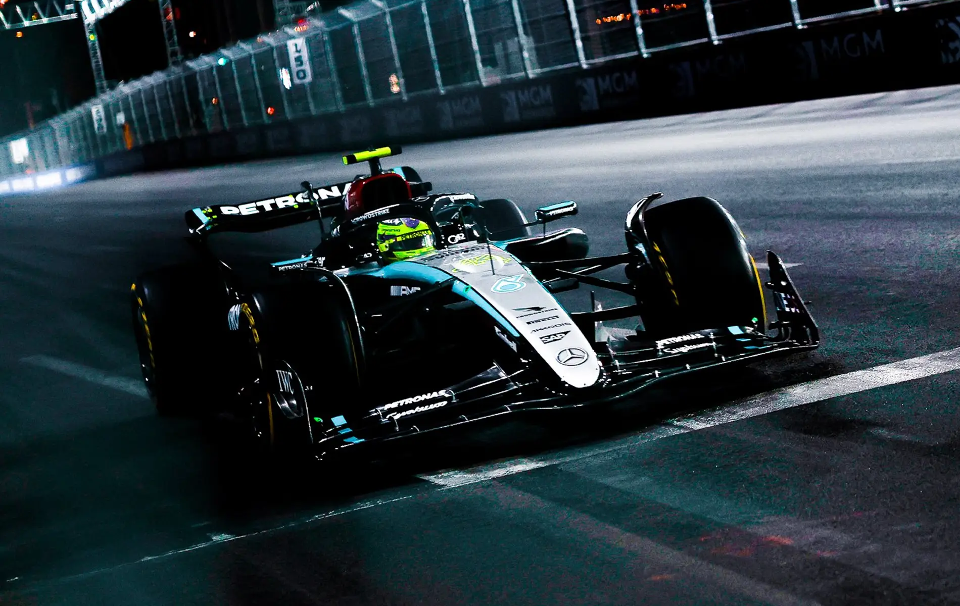 2024 Las Vegas GP FP2 Hamilton fastest again Norris in second F1 History