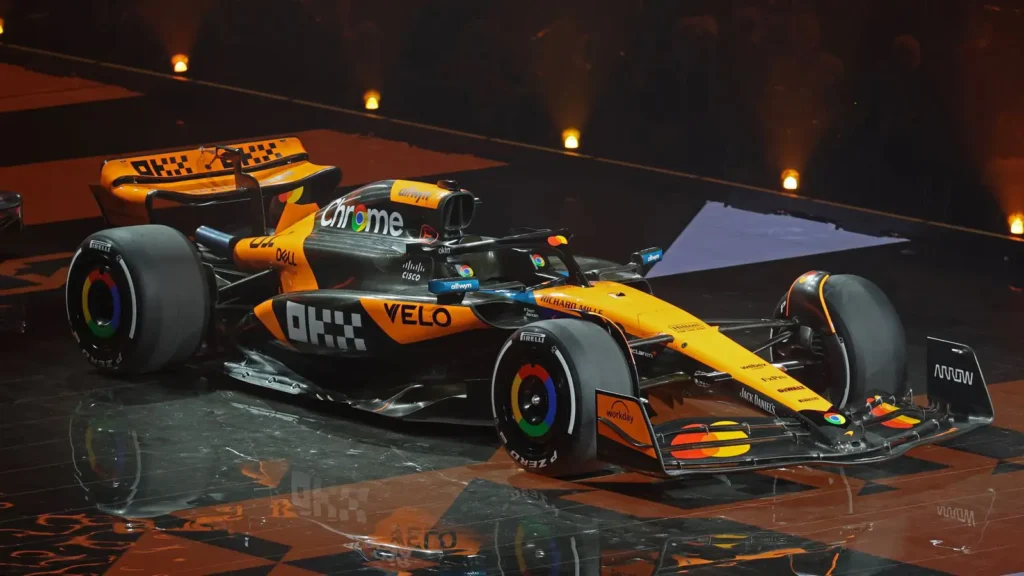 McLaren – MCL39